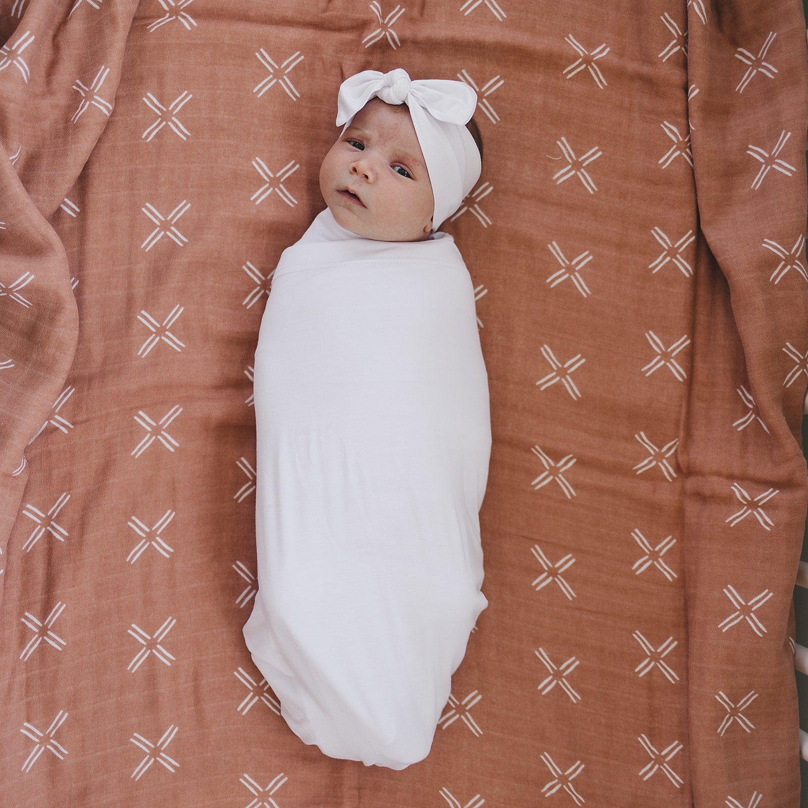 Baby swaddle outlet stretch