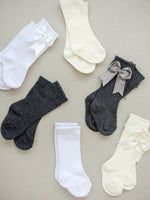 Mebie High Rise Bow Socks