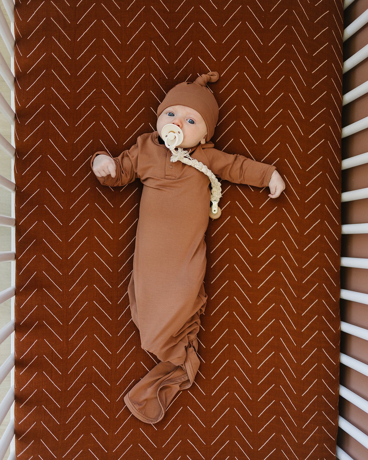 Mebie baby rust discount mudcloth muslin swaddle blanket