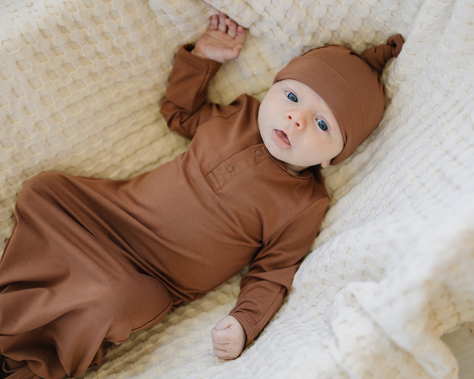 Rust Bamboo Newborn Knot Hat – Mebie Baby