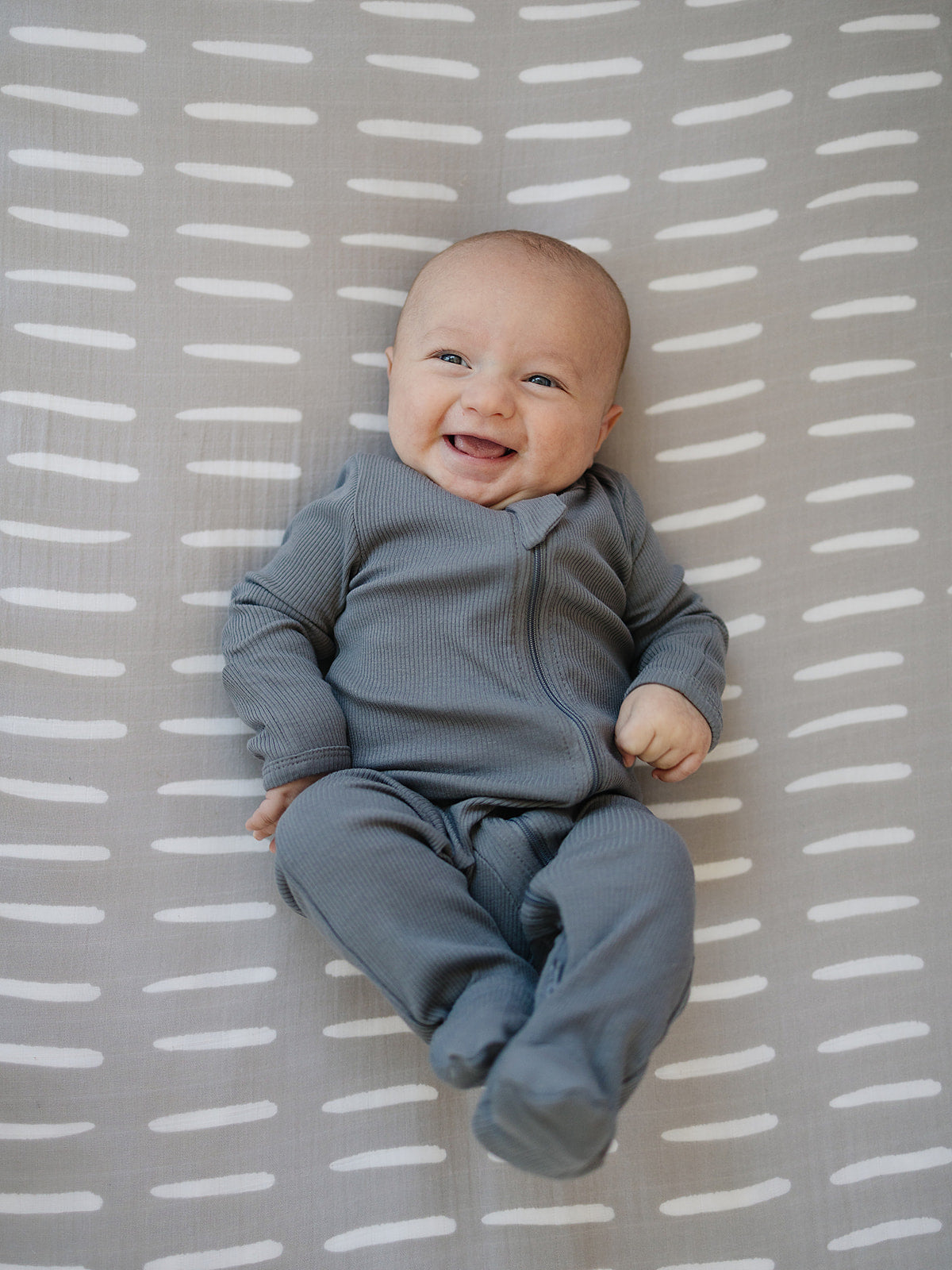 Newborn pajamas online zipper